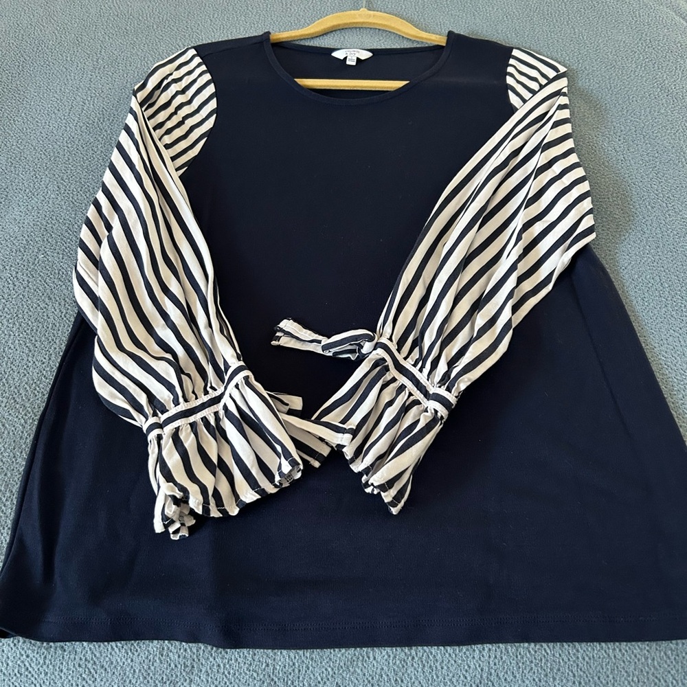 Crown & Ivy Navy Top with White Striped Sleeves